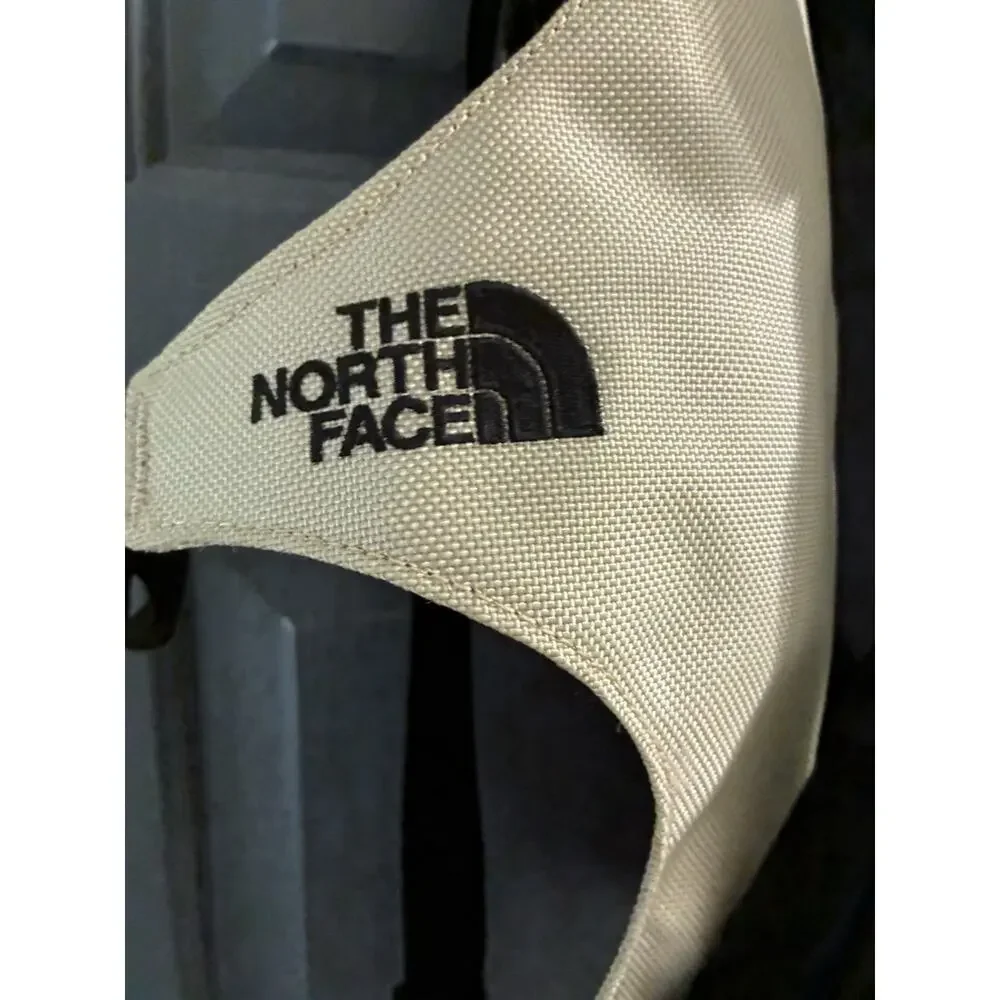 THE NorhtFace Equipment Chilkats Orange Black Hiking Pack Backpack Size Large